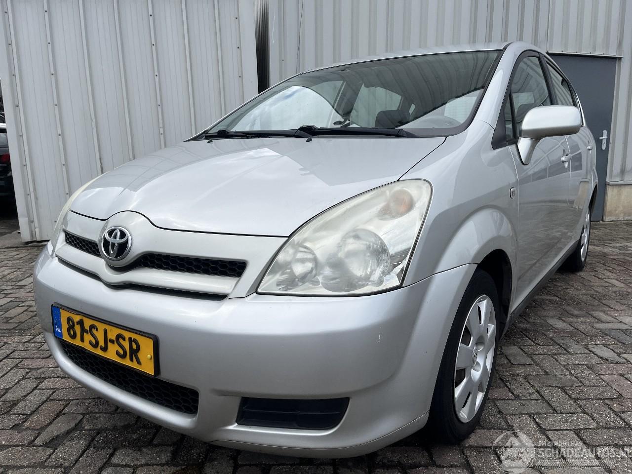 Toyota Corolla Corolla Verso (R10/11) MPV 1.6 16V VVT-i (3ZZFE) [81kW]  (04-2004/03-2=
009)