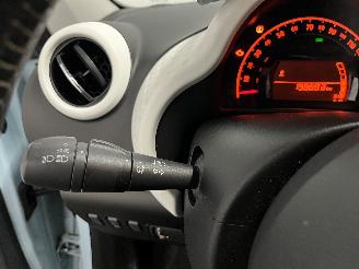 Renault Twingo Twingo III (AH) Hatchback 5-drs 1.0 SCe 70 12V (H4D-400(H4D-A4)) [52kW=
]  (09-2014/04-2019) picture 23