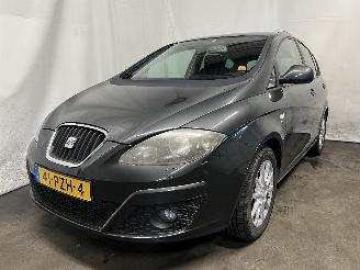 Vaurioauto  passenger cars Seat Altea Altea XL (5P5) MPV 1.2 TSI (CBZB) [77kW]  (04-2010/07-2015) 2011/4