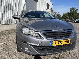 Peugeot 308 308 (L3/L8/LB/LH/LP) Hatchback 5-drs 1.2 12V VTi PureTech 82 (EB2F(HMZ=
)) [60kW]  (09-2013/06-2021) picture 5