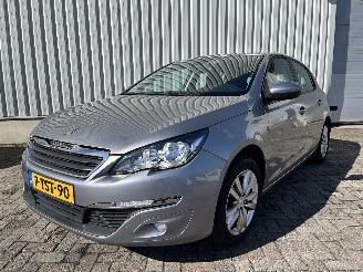 Vaurioauto  passenger cars Peugeot 308 308 (L3/L8/LB/LH/LP) Hatchback 5-drs 1.2 12V VTi PureTech 82 (EB2F(HMZ=
)) [60kW]  (09-2013/06-2021) 2014/4