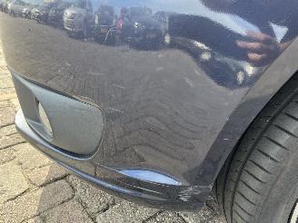 Volkswagen Touran Touran (1T3) MPV 2.0 TDI 16V 140 (CFHC) [103kW]  (05-2010/05-2015) picture 14