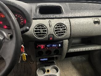 Renault Kangoo Kangoo Express (FC) Van 1.2 16V (D4F-714) [55kW]  (10-2001/02-2008) picture 22