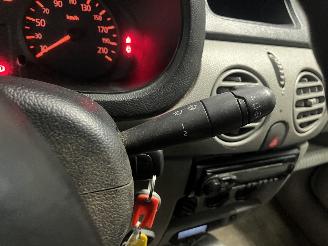 Renault Kangoo Kangoo Express (FC) Van 1.2 16V (D4F-714) [55kW]  (10-2001/02-2008) picture 18