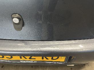 Toyota Yaris Yaris (P1) Hatchback 1.3 16V VVT-i (2SZFE) [64kW]  (04-2002/09-2005) picture 10