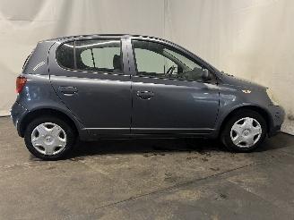 Toyota Yaris Yaris (P1) Hatchback 1.3 16V VVT-i (2SZFE) [64kW]  (04-2002/09-2005) picture 7