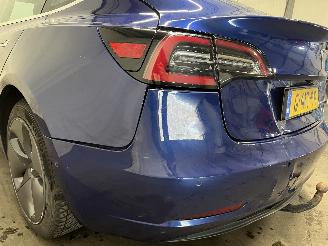 Tesla Model 3 Model 3 Sedan Long Range AWD 75 kWh (3D3) [258kW]  (06-2018/...) picture 10