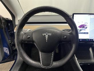 Tesla Model 3 Model 3 Sedan Long Range AWD 75 kWh (3D3) [258kW]  (06-2018/...) picture 17