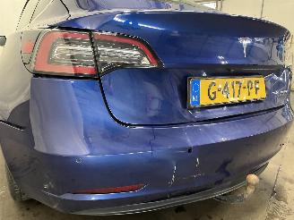 Tesla Model 3 Model 3 Sedan Long Range AWD 75 kWh (3D3) [258kW]  (06-2018/...) picture 9