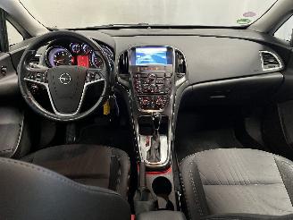 Opel Astra Astra J Sports Tourer (PD8/PE8/PF8) Combi 1.6 Turbo 16V (A16LET(Euro 5=
)) [132kW]  (10-2010/10-2015) picture 11