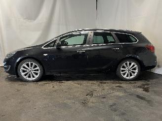Opel Astra Astra J Sports Tourer (PD8/PE8/PF8) Combi 1.6 Turbo 16V (A16LET(Euro 5=
)) [132kW]  (10-2010/10-2015) picture 3