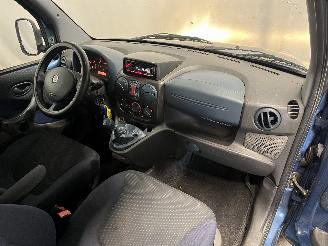Fiat Doblo Doblo (223A/119) MPV 1.6 16V (182.B.6000(Euro 3)) [76kW]  (10-2001/09-=
2005) picture 12