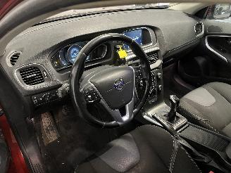 Volvo V-40 V40 (MV) Hatchback 5-drs 2.0 D4 16V (D4204T14) [140kW]  (05-2014/08-20=
19) picture 13