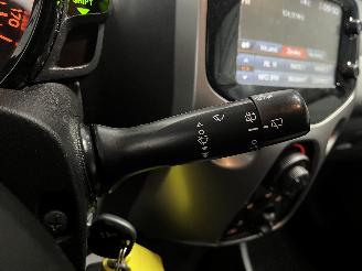 Peugeot 108 108 Hatchback 1.0 12V (1KRFE(CFB)) [51kW]  (05-2014/...) picture 20