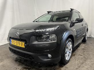 skadebil auto Citroën C4 C4 Cactus (0B/0P) Hatchback 5-drs 1.2 PureTech 82 12V (EB2F(HMZ)) [60k=
W]  (09-2014/...) 2015/4