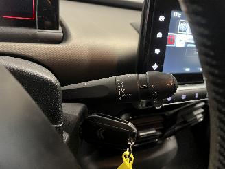 Citroën C4 C4 Cactus (0B/0P) Hatchback 5-drs 1.2 PureTech 82 12V (EB2F(HMZ)) [60k=
W]  (09-2014/...) picture 19