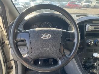 Hyundai H-300 H-300 Van 2.5 CRDi (D4CB) [125kW]  (02-2008/...) picture 15