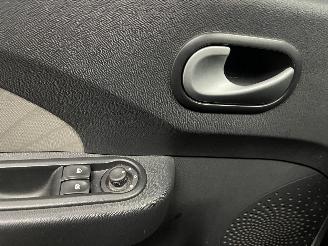 Renault Twingo Twingo II (CN) Hatchback 3-drs 1.2 16V (D4F-764(D4F-E7)) [55kW]  (03-2=
007/09-2014) picture 20