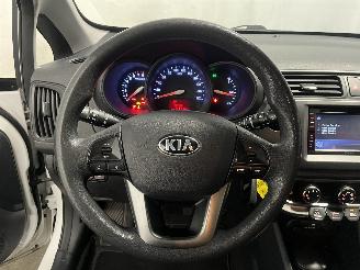Kia Rio Rio III (UB) Hatchback 1.2 CVVT 16V (G4LA5) [63kW]  (09-2011/12-2017) picture 20