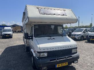 Vaurioauto  passenger cars Peugeot J5 J5 (290L) Chassis-Cabine 2.5TD (CRD93LS(U25-673)) [70kW]  (10-1990/02-=
1994) 1994/4