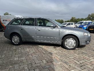 Audi A4 A4 Avant (B7) Combi 2.0 TDI 16V Quattro (BRD) [125kW]  (06-2006/06-200=
8) picture 7