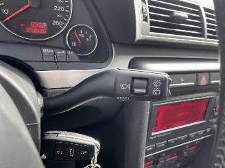 Audi A4 A4 Avant (B7) Combi 2.0 TDI 16V Quattro (BRD) [125kW]  (06-2006/06-200=
8) picture 22