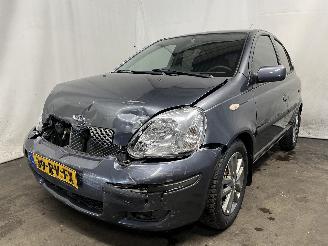 Voiture accidenté Toyota Yaris Yaris (P1) Hatchback 1.3 16V VVT-i (2SZFE) [64kW]  (04-2002/09-2005) 2005/10