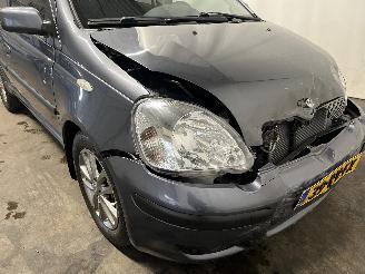 Toyota Yaris Yaris (P1) Hatchback 1.3 16V VVT-i (2SZFE) [64kW]  (04-2002/09-2005) picture 8