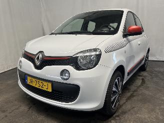 damaged passenger cars Renault Twingo Twingo III (AH) Hatchback 5-drs 1.0 SCe 70 12V (H4D-400(H4D-A4)) [52kW=
]  (09-2014/04-2019) 2016/5