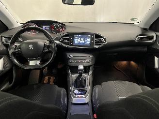 Peugeot 308 308 (L3/L8/LB/LH/LP) Hatchback 5-drs 1.6 16V THP (EP6CDT(5FA)) [92kW] =
 (09-2013/06-2021) picture 10