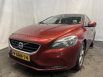 skadebil auto Volvo V-40 V40 (MV) Hatchback 5-drs 2.0 D4 16V (D4204T14) [140kW]  (05-2014/08-20=
19) 2014/10