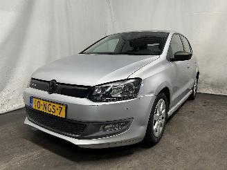 Unfallwagen Volkswagen Polo Polo V (6R) Hatchback 1.2 TDI 12V BlueMotion (CFWA(Euro 5)) [55kW]  (1=
0-2009/05-2014) 2010/9