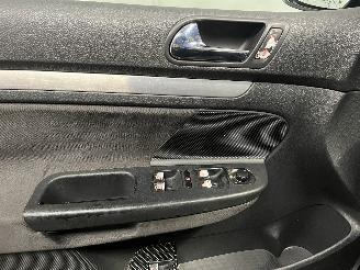 Volkswagen Golf Golf V (1K1) Hatchback 2.0 GTI 16V (AXX) [147kW]  (10-2004/02-2009) picture 25