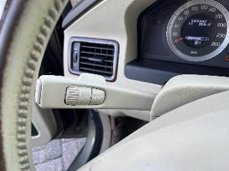 Volvo Xc-70 XC70 (BZ) SUV 2.4 D5 20V AWD (D5244T4) [136kW]  (04-2007/12-2009) picture 20