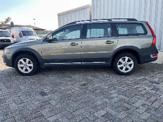 Volvo Xc-70 XC70 (BZ) SUV 2.4 D5 20V AWD (D5244T4) [136kW]  (04-2007/12-2009) picture 11