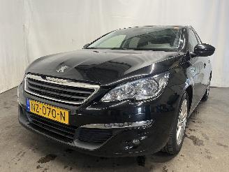 Auto incidentate Peugeot 308 308 SW (L4/L9/LC/LJ/LR) Combi 5-drs 1.2 12V e-THP PureTech 110 (EB2DT(=
HNZ)) [81kW]  (03-2014/12-2021) 2017/5