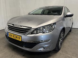 Auto incidentate Peugeot 308 308 SW (L4/L9/LC/LJ/LR) Combi 5-drs 1.6 BlueHDi 120 (DV6FC(BHZ)) [88kW=
]  (03-2014/12-2021) 2015/12