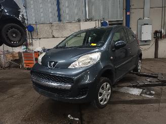 Vrakbiler auto Peugeot 107 107 Hatchback 1.0 12V (384F(1KR)) [50kW]  (06-2005/05-2014) 2009/1