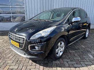 Avarii autoturisme Peugeot 3008 3008 I (0U/HU) MPV 2.0 HYbrid4 16V (DW10CTED4(RHC)) [147kW]  (02-2011/=
08-2016) 2014/2