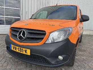 Unfallwagen Mercedes Citan Citan (415.6) Van 1.5 108 CDI (OM607.951(K9K)) [55kW]  (11-2012/08-202=
1) 2015/9
