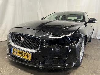 Auto incidentate Jaguar XE XE Sedan 2.0 D E-Performance 16V (204DTD(AJ20D4)) [120kW]  (03-2015/..=
=2E) 2015/12