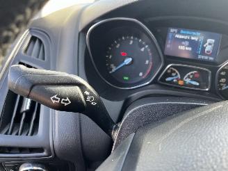 Ford Focus Focus 3 Wagon Combi 1.6 TDCi ECOnetic (NGDB) [77kW]  (05-2012/05-2018)= picture 19