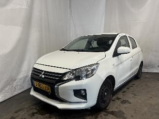 Schadeauto Mitsubishi Space-star Space Star (A0) Hatchback 1.0 12V (3A90(Euro 5)) [52kW]  (05-2012/...)= 2020/11