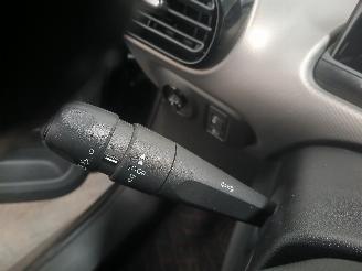 Citroën C4 C4 Cactus (0B/0P) Hatchback 5-drs 1.2 PureTech 82 12V (EB2F(HMZ)) [60k=
W]  (09-2014/...) picture 14