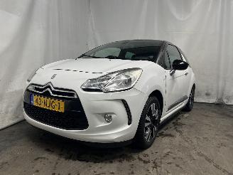 damaged passenger cars Citroën DS3 DS3 (SA) Hatchback 1.6 VTi 120 16V (EP6C(5FS)) [88kW]  (04-2010/07-201=
5) 2010/9