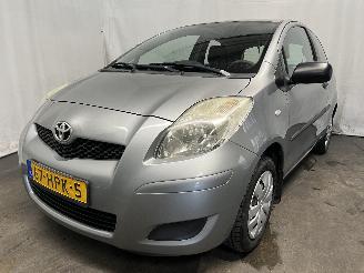 Vaurioauto  passenger cars Toyota Yaris Yaris II (P9) Hatchback 1.0 12V VVT-i (1KR-FE) [51kW]  (08-2005/12-201=
1) 2009/1