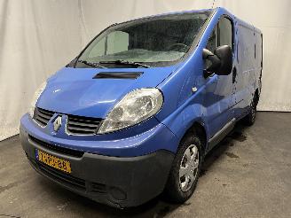 krockskadad bil auto Renault Trafic Trafic New (FL) Van 2.0 dCi 16V 90 (M9R-630(M9R-A6)) [66kW]  (08-2006/=
06-2014) 2011/6