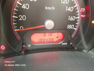 krockskadad bil auto Nissan Pixo Pixo (D31S) Hatchback 1.0 12V (K10B(Euro 5)) [50kW]  (03-2009/10-2013)= 2009/11