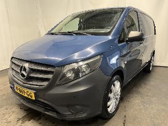 krockskadad bil auto Mercedes Vito Vito (447.6) Van 1.6 111 CDI 16V (OM622.951(R9M-503)) [84kW]  (10-2014=
/...) 2017/5