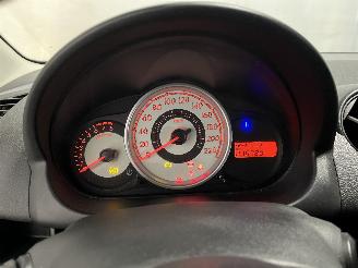 Mazda 2 2 (DE) Hatchback 1.3 16V S-VT (ZJ46) [55kW]  (10-2007/06-2015) picture 21